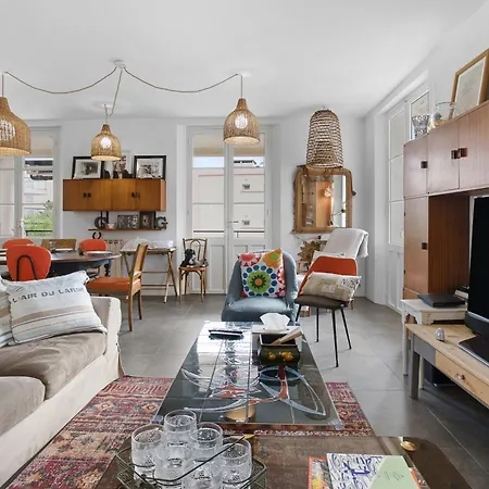 Superbe 120m² Proche Centre Parking Apartment