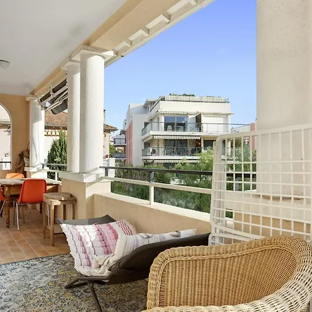 Apartment Superbe 120m² Proche Centre Parking