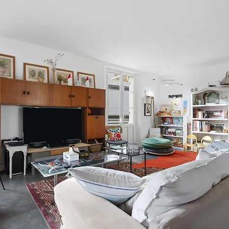 Superbe 120m² Proche Centre Parking Apartment