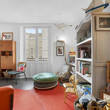 Apartment Superbe 120m² Proche Centre Parking *